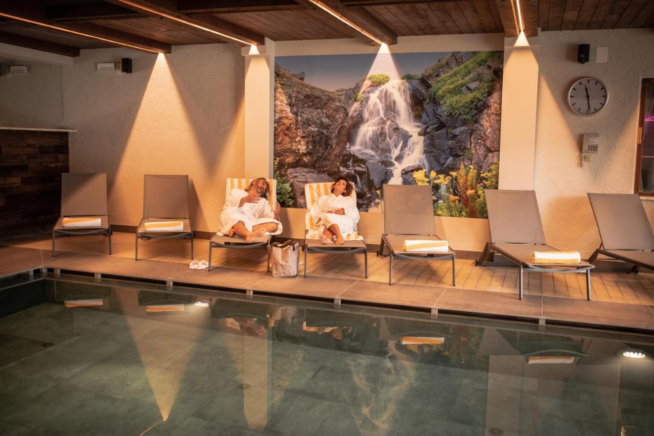 Hotel Gissbach Brunico Ngoại thất bức ảnh