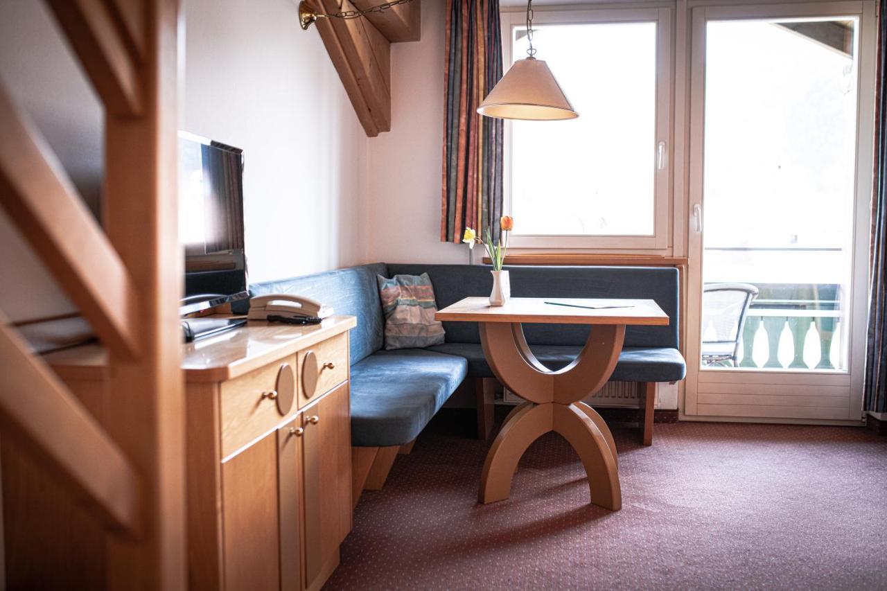 Hotel Gissbach Brunico Ngoại thất bức ảnh