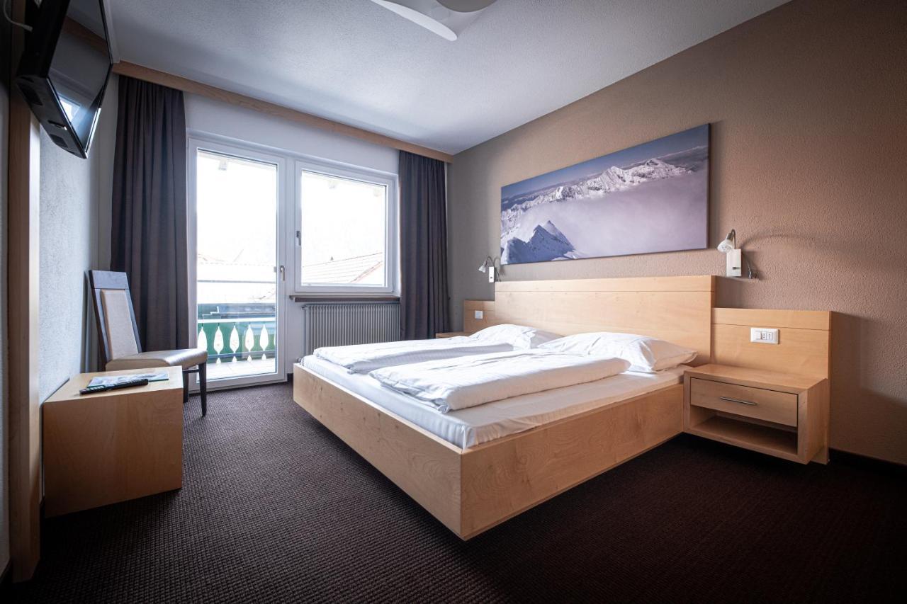 Hotel Gissbach Brunico Ngoại thất bức ảnh